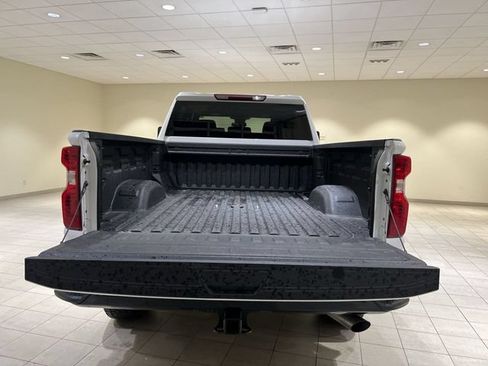Used 2025 Chevrolet Silverado 2500 Custom w/ Custom Convenience Package AWD/4WD image 22