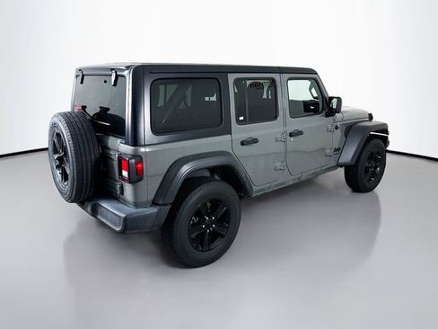 Used 2022 Jeep Wrangler Unlimited Sport AWD/4WD image 7