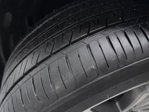 Used 2023 Acura Integra Base image 29