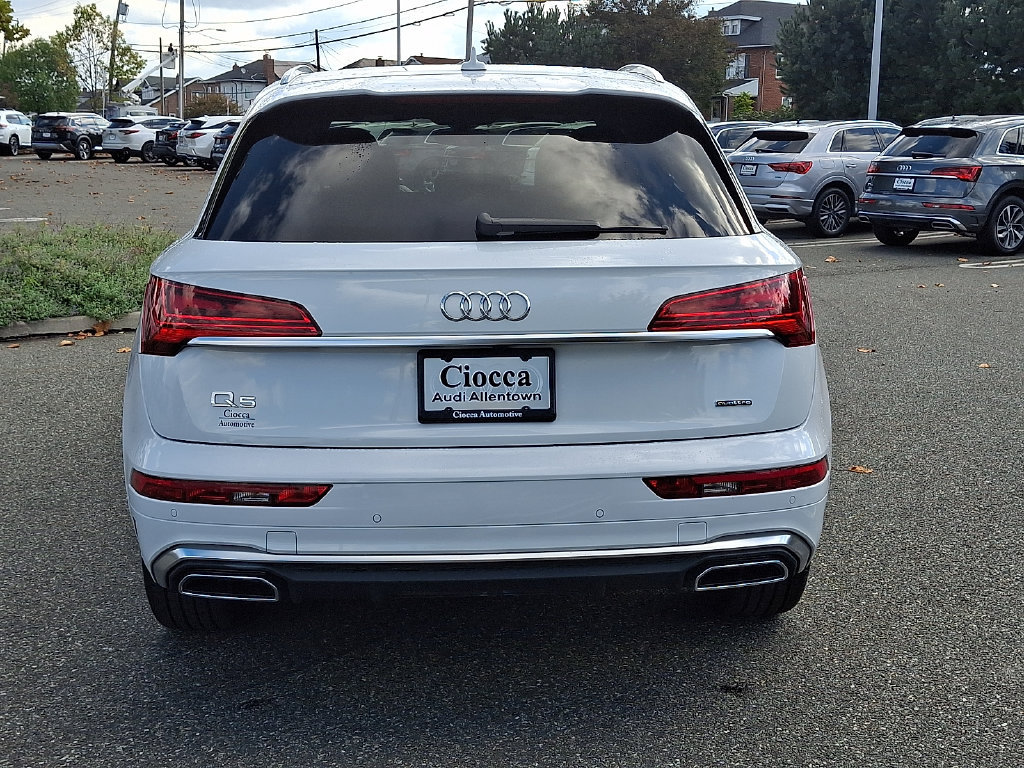 Used 2023 Audi Q5 2.0T Premium w/ Convenience Package AWD/4WD image 8