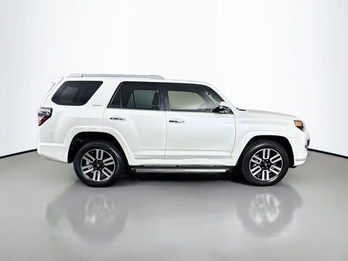 Used 2023 Toyota 4Runner Limited AWD/4WD image 4