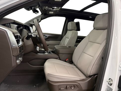 New 2026 GMC Yukon XL Elevation w/ Elevation Premium Package image 9