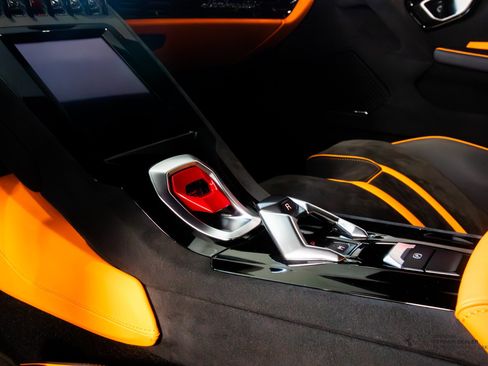 Used 2024 Lamborghini Huracan Tecnica RWD image 14