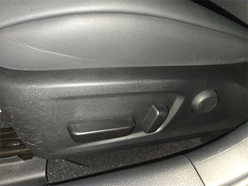 Used 2024 Lexus IS 300 F Sport image 12