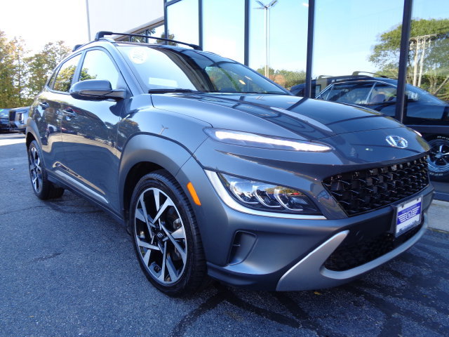 Used 2023 Hyundai Kona Limited AWD/4WD image 4