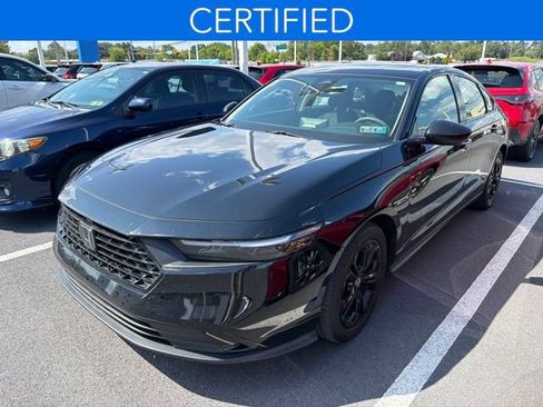 Certified 2025 Honda Accord SE image 3