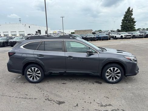 Certified 2023 Subaru Outback Limited AWD/4WD image 2