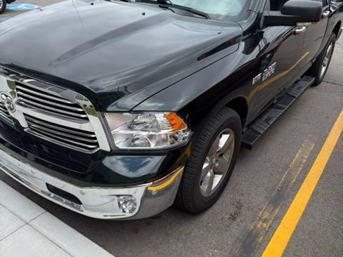 Used 2016 RAM 1500 Big Horn AWD/4WD image 3