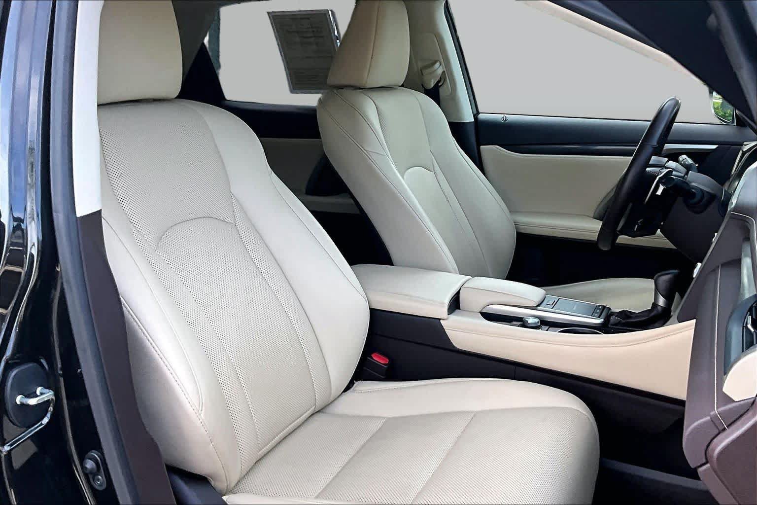 Used 2020 Lexus RX 350 FWD w/ Accessory Package image 9
