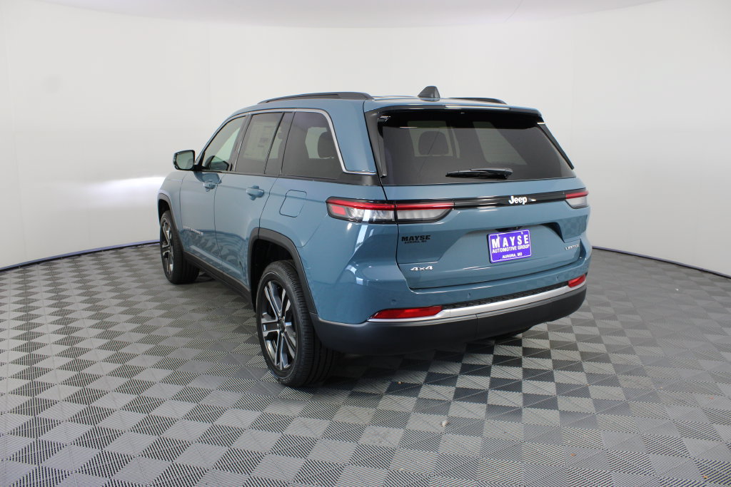 New 2027 Jeep Grand Cherokee Limited w/ Trailer Tow Package AWD/4WD image 24