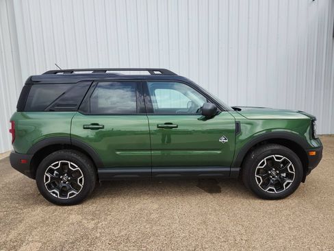 New 2025 Ford Bronco Sport Outer Banks w/ Outer Banks Tech Package+ AWD/4WD image 24