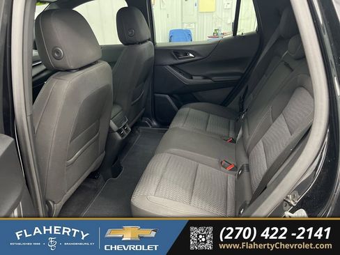 Used 2025 Chevrolet Equinox LT FWD image 11
