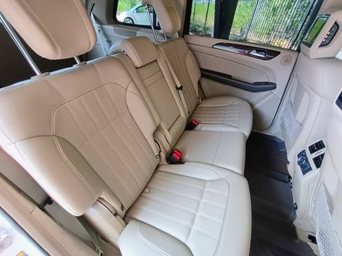 Used 2015 Mercedes-Benz GL 450 4MATIC image 62