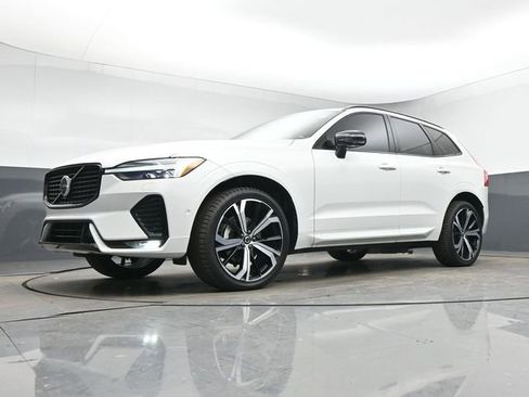 Used 2023 Volvo XC60 B5 Ultimate w/ Climate Package image 41