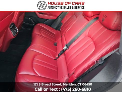 Used 2018 Maserati Levante GranSport image 43