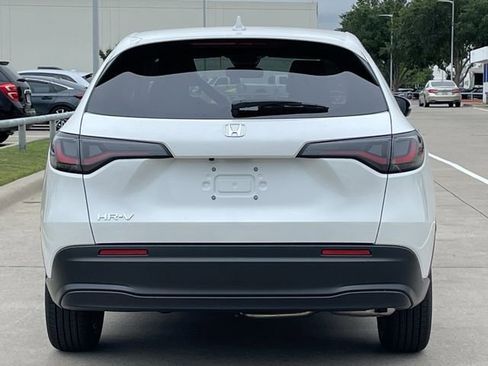New 2027 Honda HR-V LX image 5