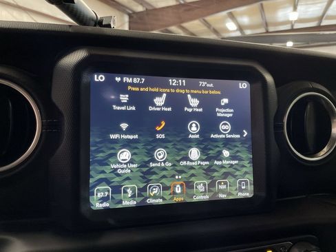 Used 2018 Jeep Wrangler Unlimited Sahara AWD/4WD image 33