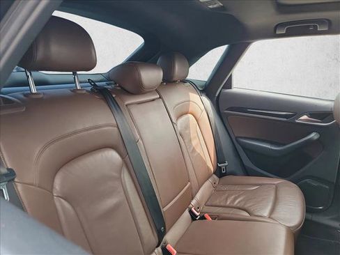 Used 2016 Audi Q3 2.0T Prestige image 12