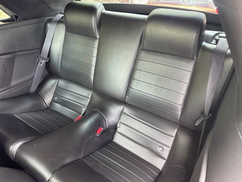Used 2006 Ford Mustang GT image 13