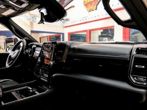 Used 2024 RAM 3500 Limited AWD/4WD image 14