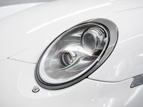 Used 2010 Porsche 911 GT3 RWD image 30