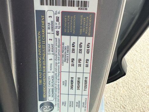 Used 2015 Jaguar XF Premium image 29