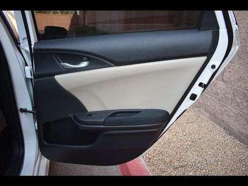 Used 2020 Honda Civic LX image 27