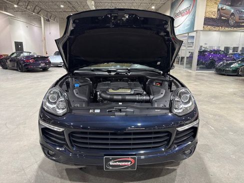 Used 2016 Porsche Cayenne image 18