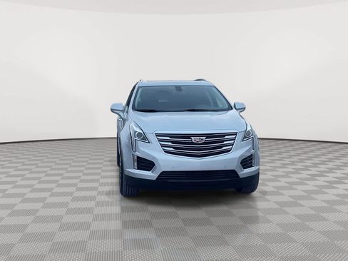 Used 2018 Cadillac XT5 Luxury w/ LPO, Wheel Lock Package image 3