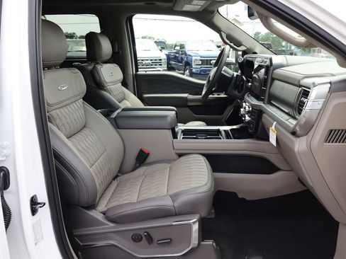 New 2026 Ford F350 Platinum w/ Platinum Plus Package AWD/4WD image 42