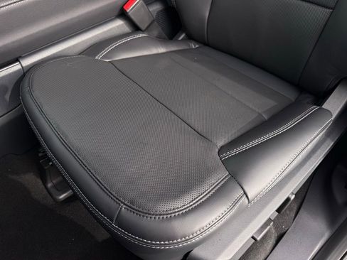 New 2025 Ford Expedition Platinum w/ Stealth Performance Package image 25