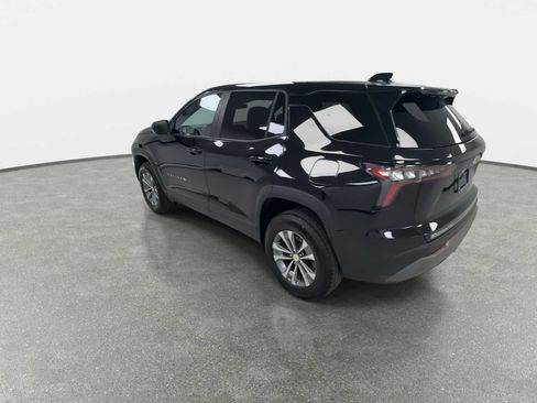 Used 2026 Chevrolet Equinox LT AWD/4WD image 6