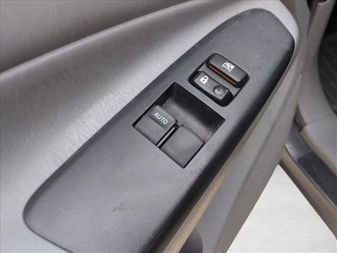 Used 2013 Toyota Tacoma 2WD Access Cab image 12