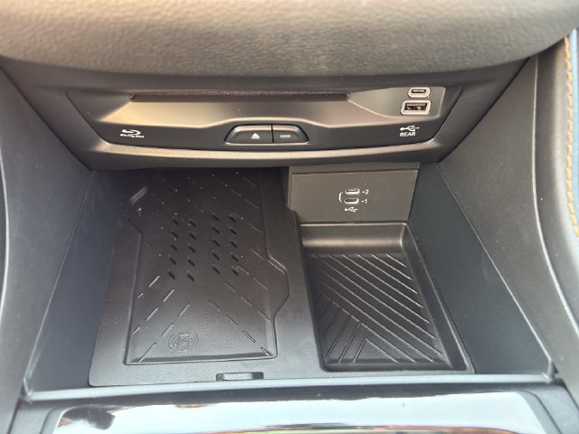 New 2027 Chrysler Pacifica Pinnacle w/ Theater Group AWD/4WD image 21