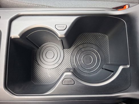 Used 2025 Kia K4 LXS image 23