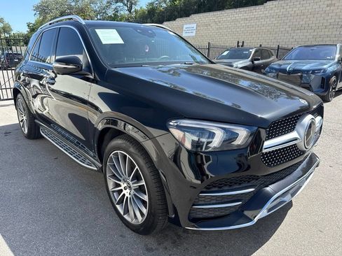 Used 2021 Mercedes-Benz GLE 450 4MATIC image 3