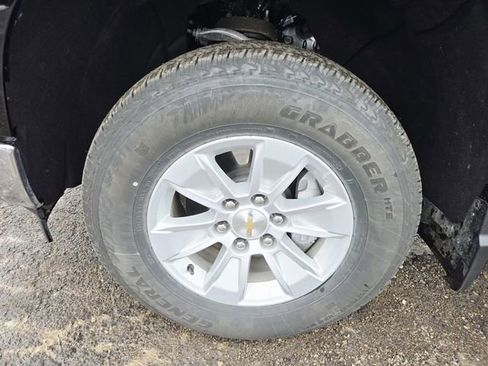 Used 2025 Chevrolet Silverado 1500 LT image 15