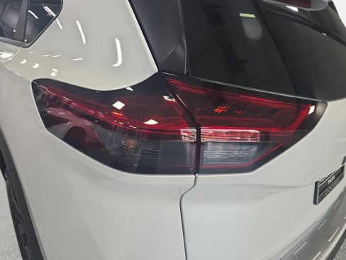 New 2026 Nissan Rogue SV w/ Cold Weather Package AWD/4WD image 33
