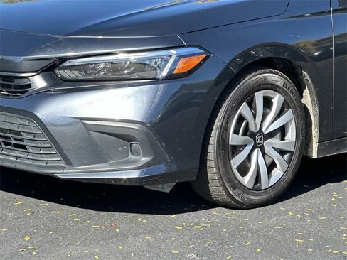 Used 2022 Honda Civic LX image 8