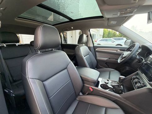 Used 2023 Volkswagen Atlas SEL AWD/4WD image 49