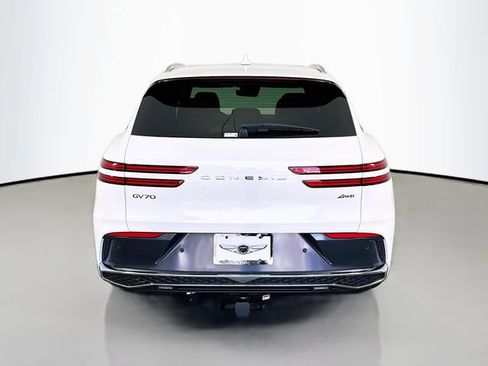 New 2026 Genesis GV70 2.5T Advanced image 6