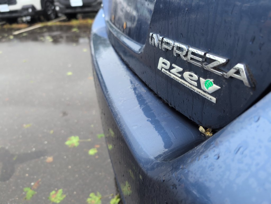 Used 2013 Subaru Impreza 2.0i Premium AWD/4WD image 40