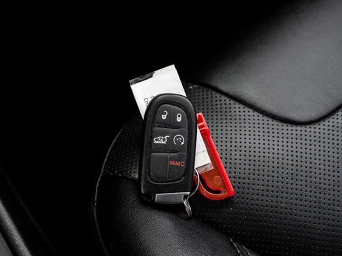 Used 2022 Jeep Cherokee Limited image 69