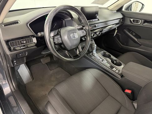 Used 2024 Honda Civic EX image 3
