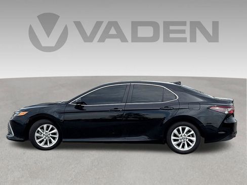 Used 2023 Toyota Camry LE w/ Convenience Package FWD image 18