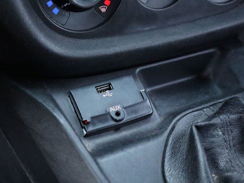 Used 2015 RAM ProMaster City Tradesman SLT w/ Rear Back-up Camera Group image 32