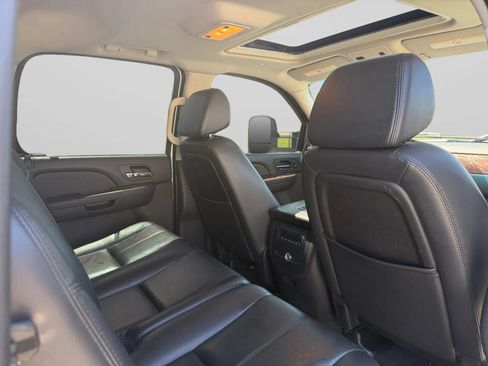 Used 2007 GMC Sierra 2500 SLT w/ Convenience Package AWD/4WD image 28