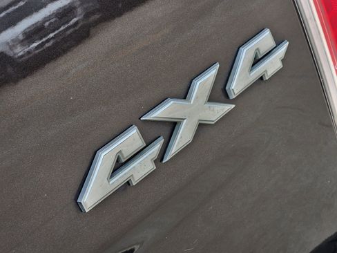 Used 2016 RAM 2500 Longhorn w/ Convenience Group image 11