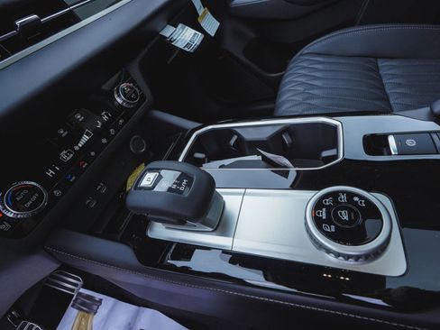 New 2026 Mitsubishi Outlander SEL image 29