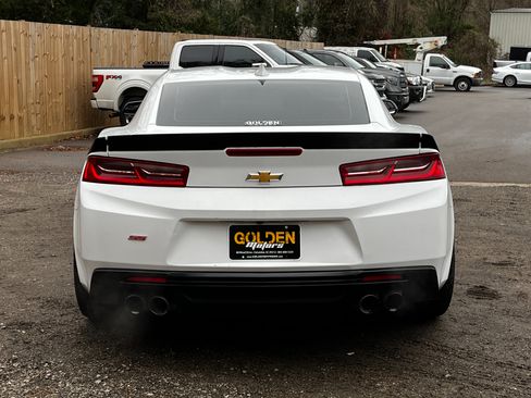 Used 2018 Chevrolet Camaro SS image 7